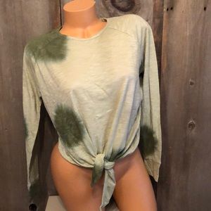 Olivaceous Tie Dye Knot Front Top in Green Size Large